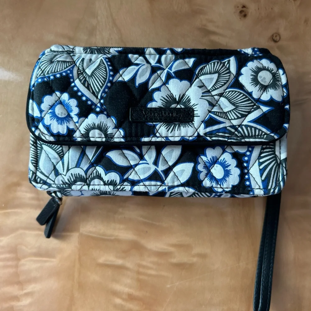 Vera Bradley Wristlet